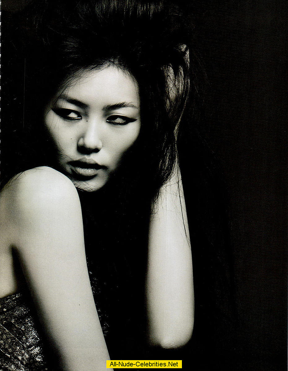 Nude liu wen Liu Wen